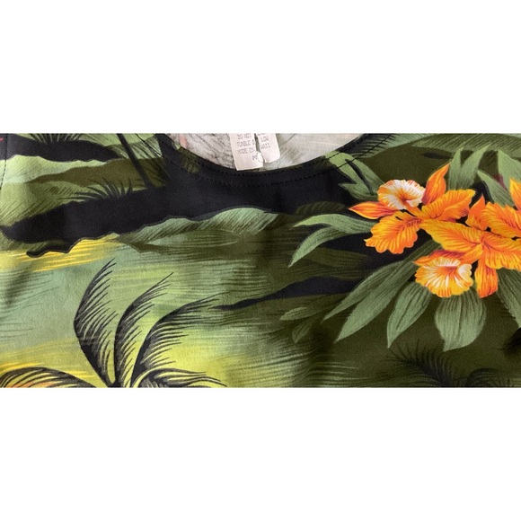 Tropical Green Sleeveless Dress with Floral Print - Picture 2 of 2